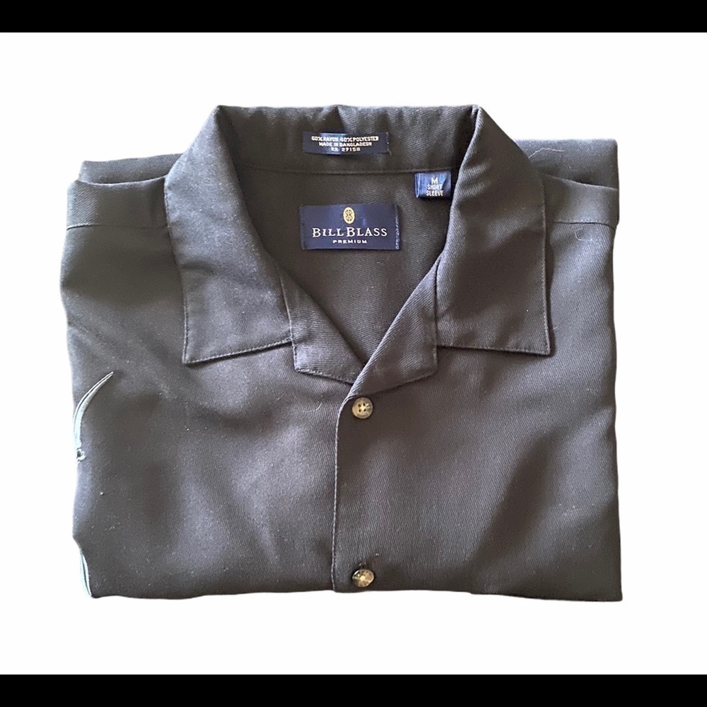 BILL BLASS PREMIUM-BUTTON FRONT SHARK SHIRT-MEDIUM